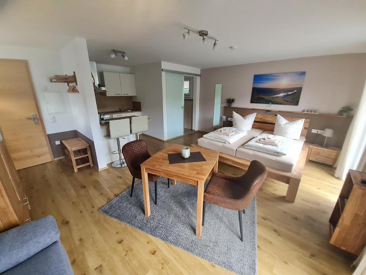 Mosel-Auszeit Apartment Brauneberg Ngoại thất bức ảnh